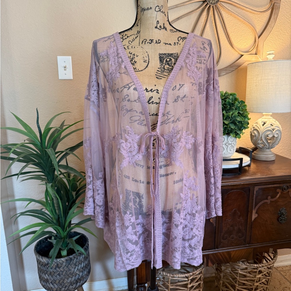 entro Lavender Sheer Lace Floral Tie-Front Kimono